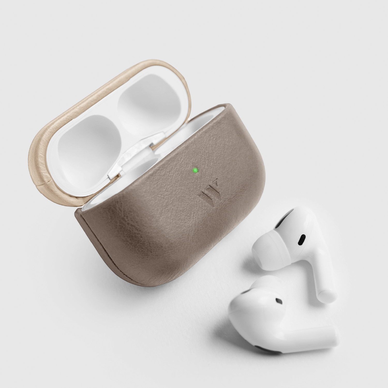 Walden® Estuche para Airpods de Cuero Combinado · Volta #color_volta