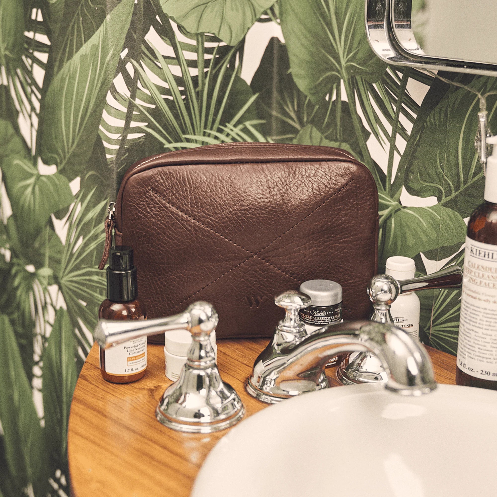 Walden® Bolso Tech de Cuero Genuino · Moca #color_moca