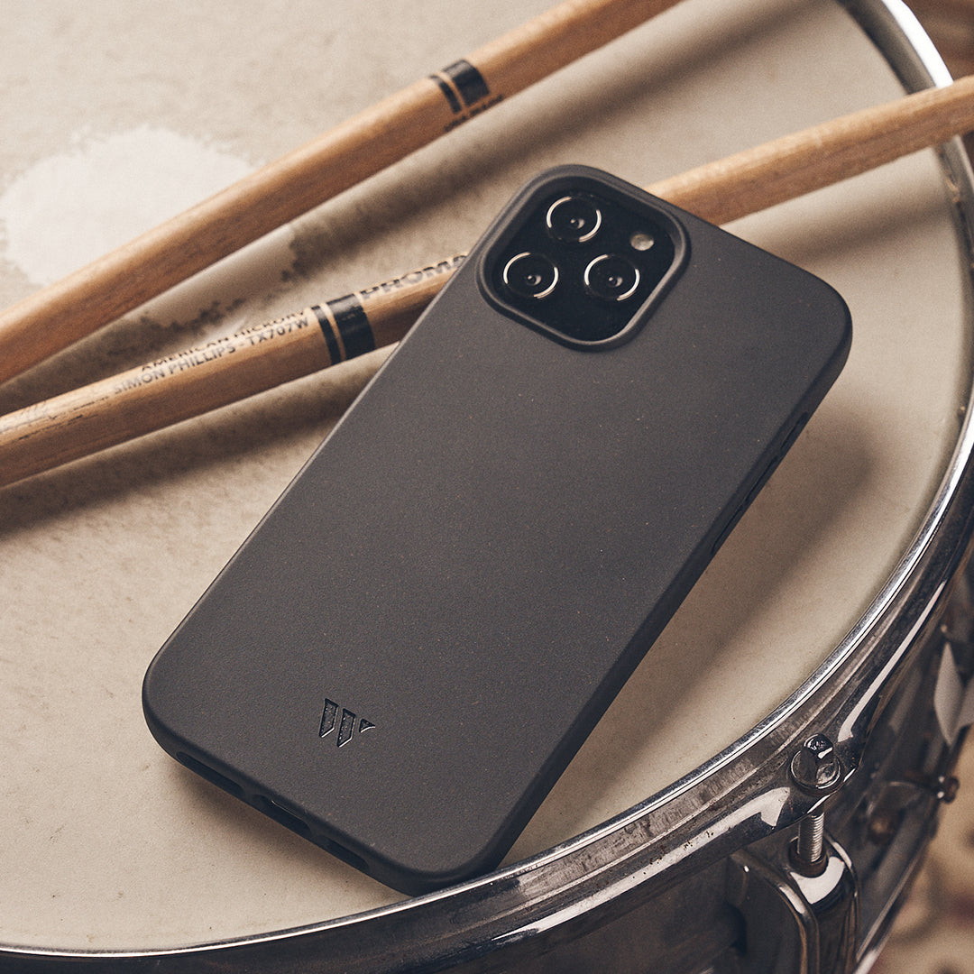 Walden® Funda Biodegradable para iPhone · Deep Black #color_deep black