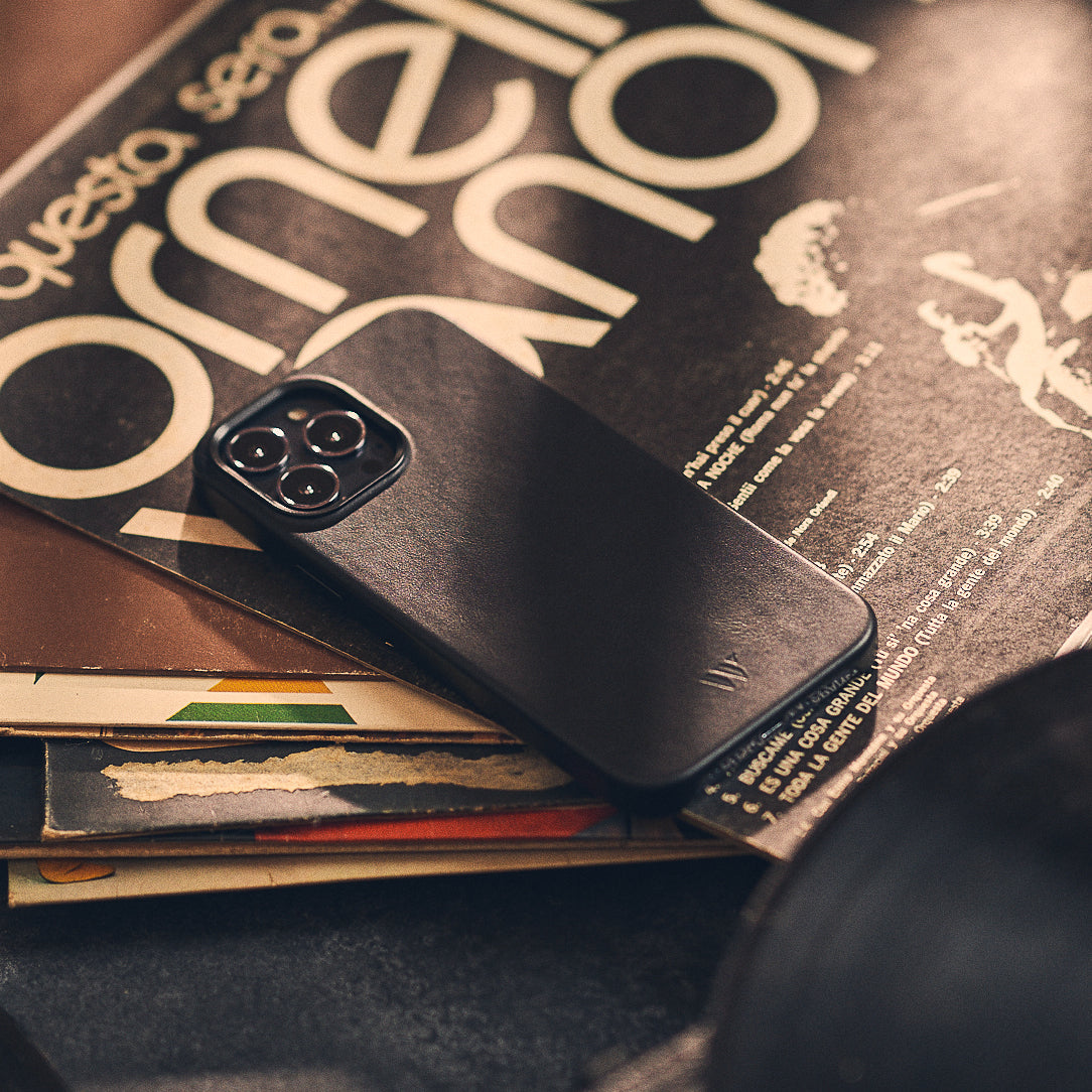 Walden® Funda iPhone + Correa Apple Watch de Cuero Genuino ·
Bosco #color_bosco black