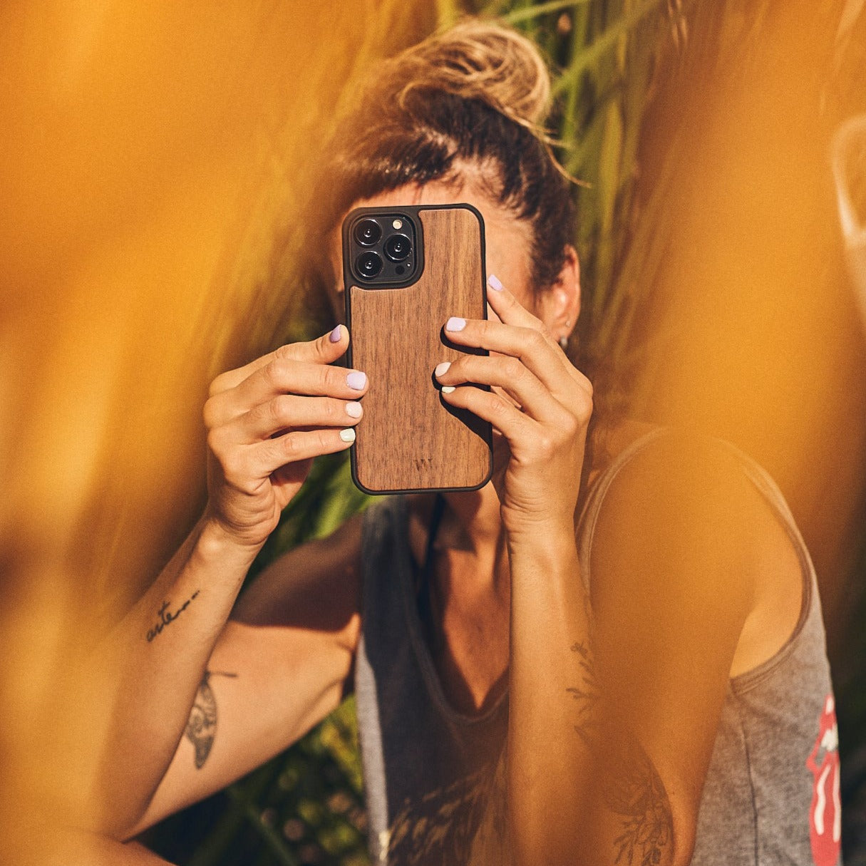 Walden® Funda de Madera Genuina para iPhone · Walnut #color_walnut