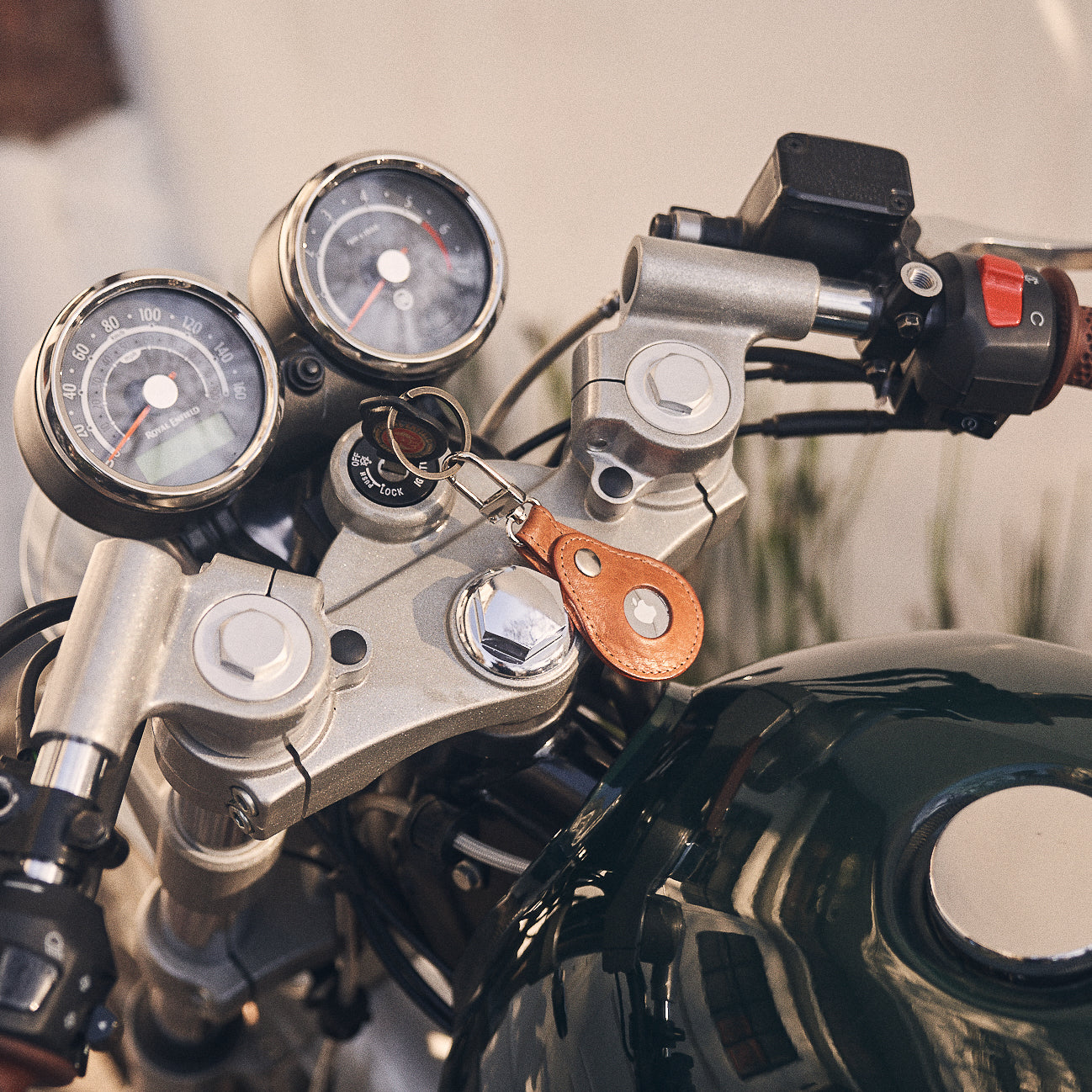 Walden® Llavero Airtag de Cuero Genuino · Terra #color_terra