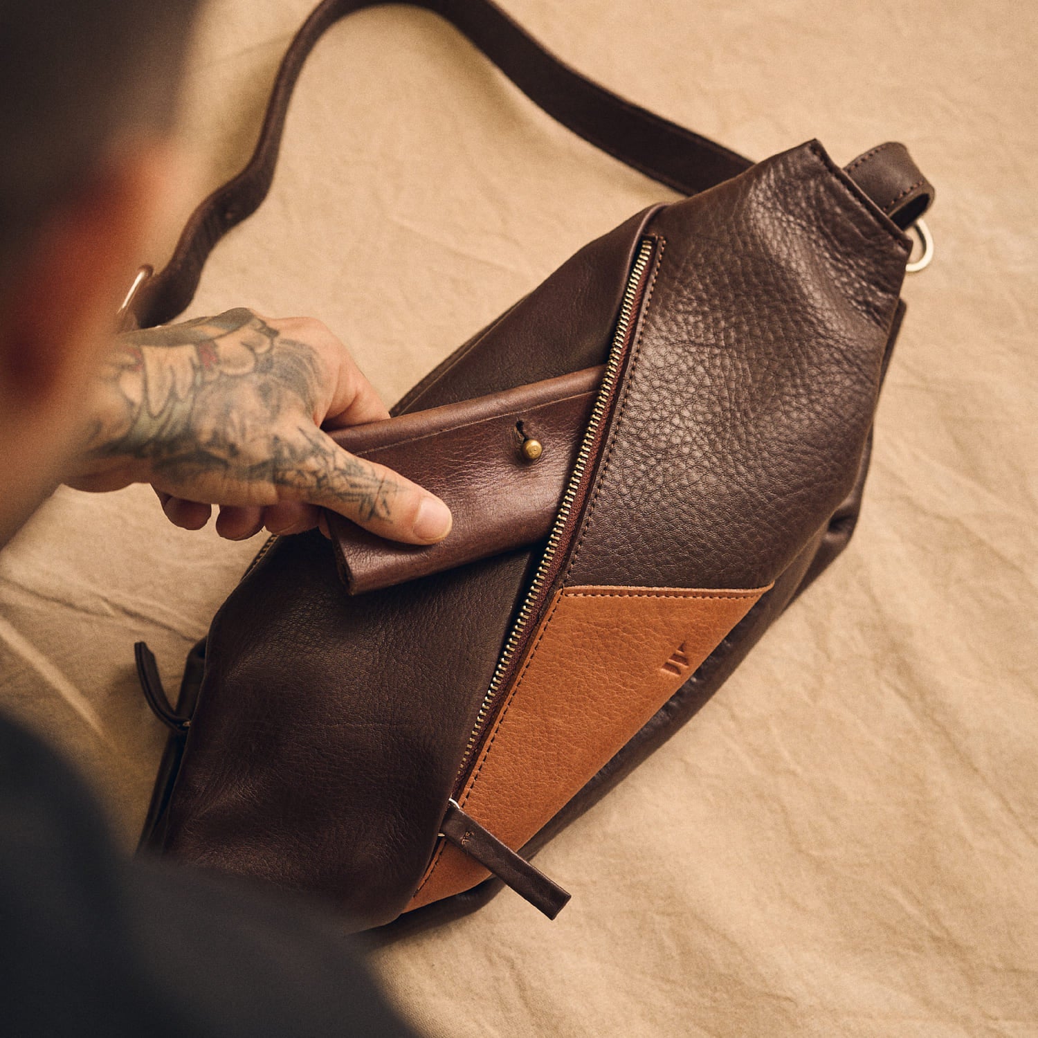 Walden® Riñonera de Cuero Genuino · Moca #color_moca