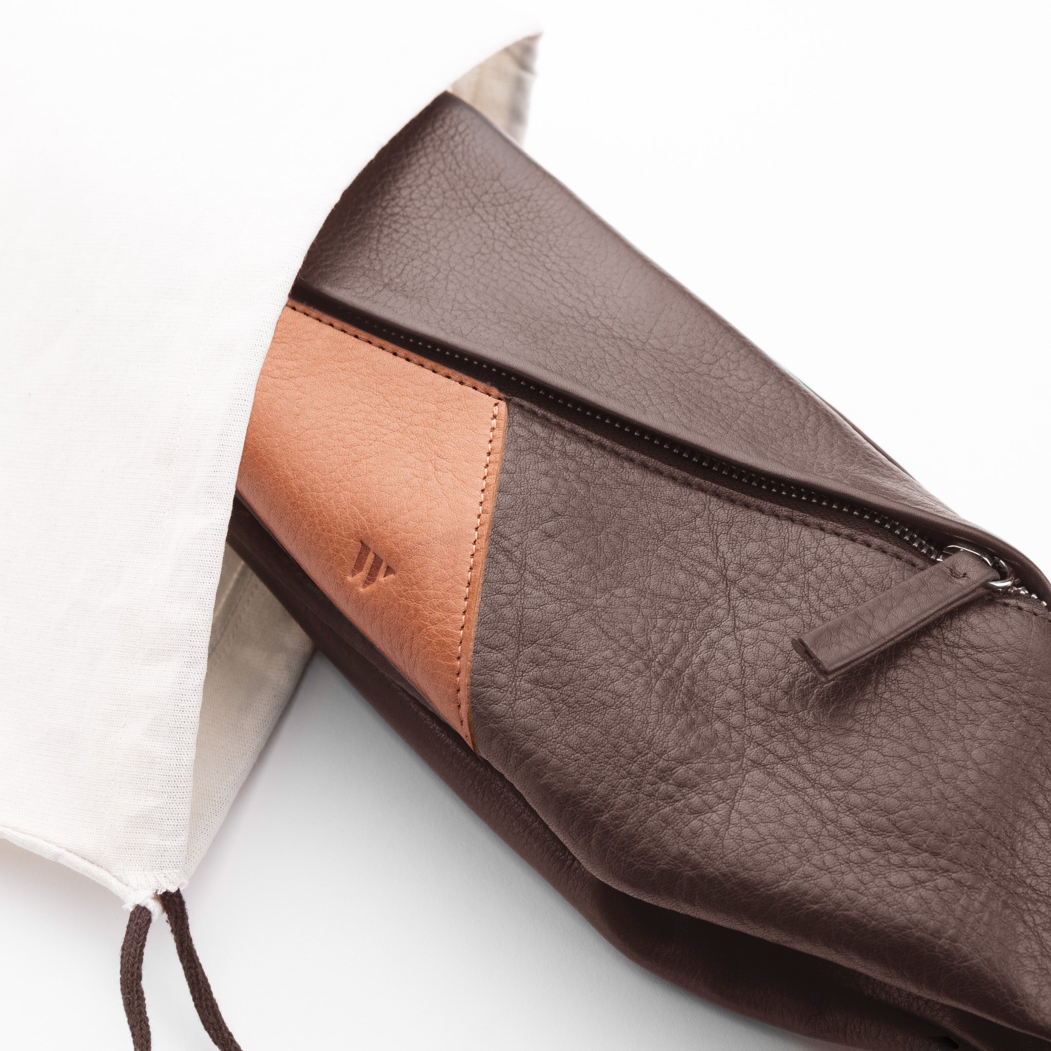 Walden® Riñonera de Cuero Genuino · Moca #color_moca