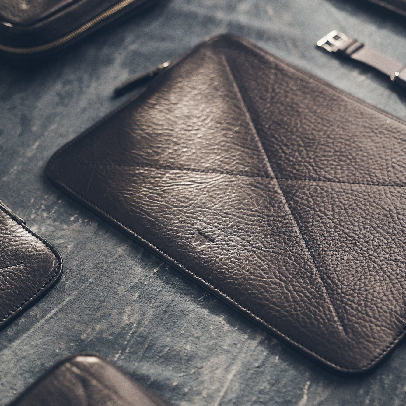 Walden® Funda para Apple Macbook de Cuero Genuino · Bosco #color_bosco