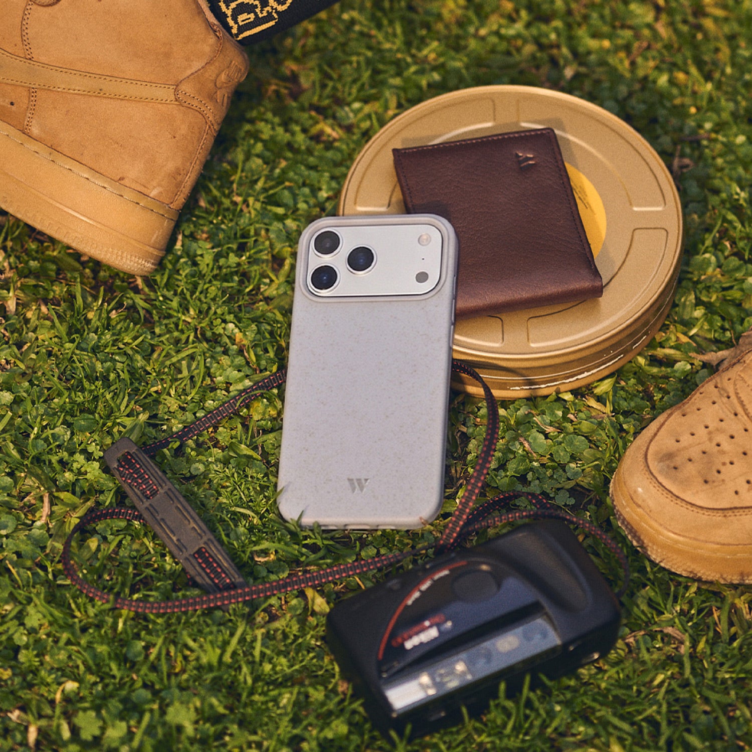 Walden® Funda Biodegradable para iPhone · Stone #color_stone