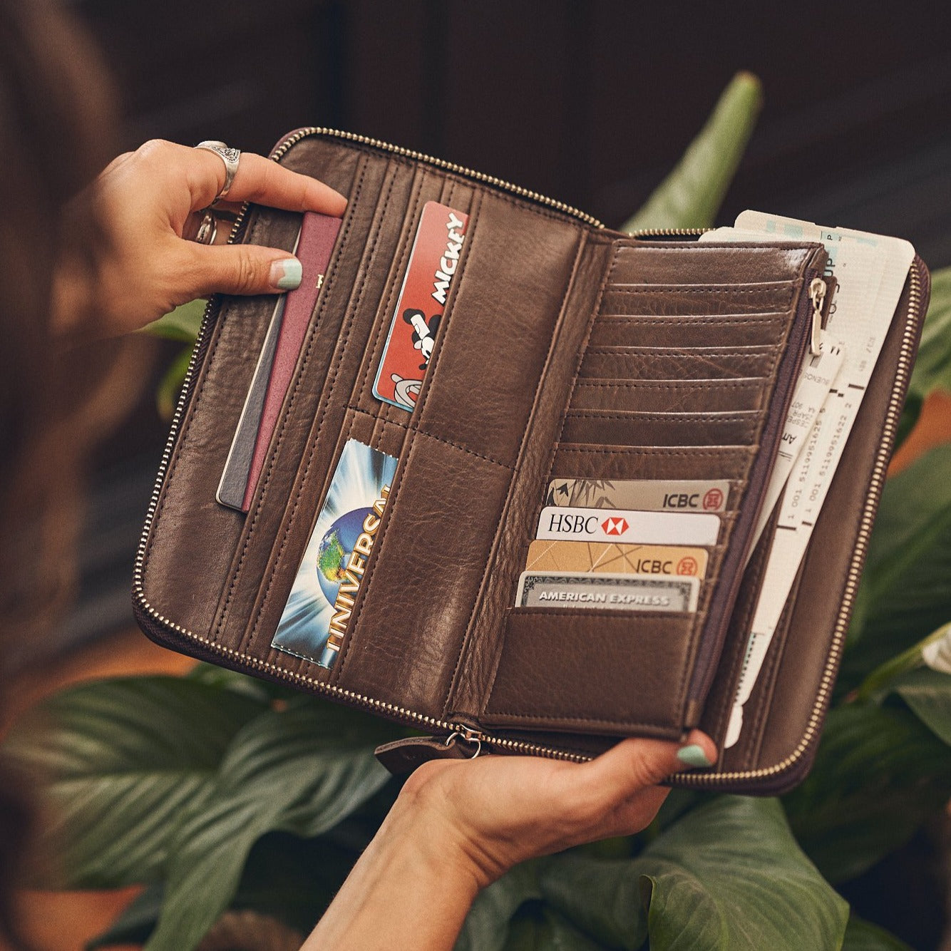 Walden® Billetera Traveller de Cuero Genuino · Moca #color_moca