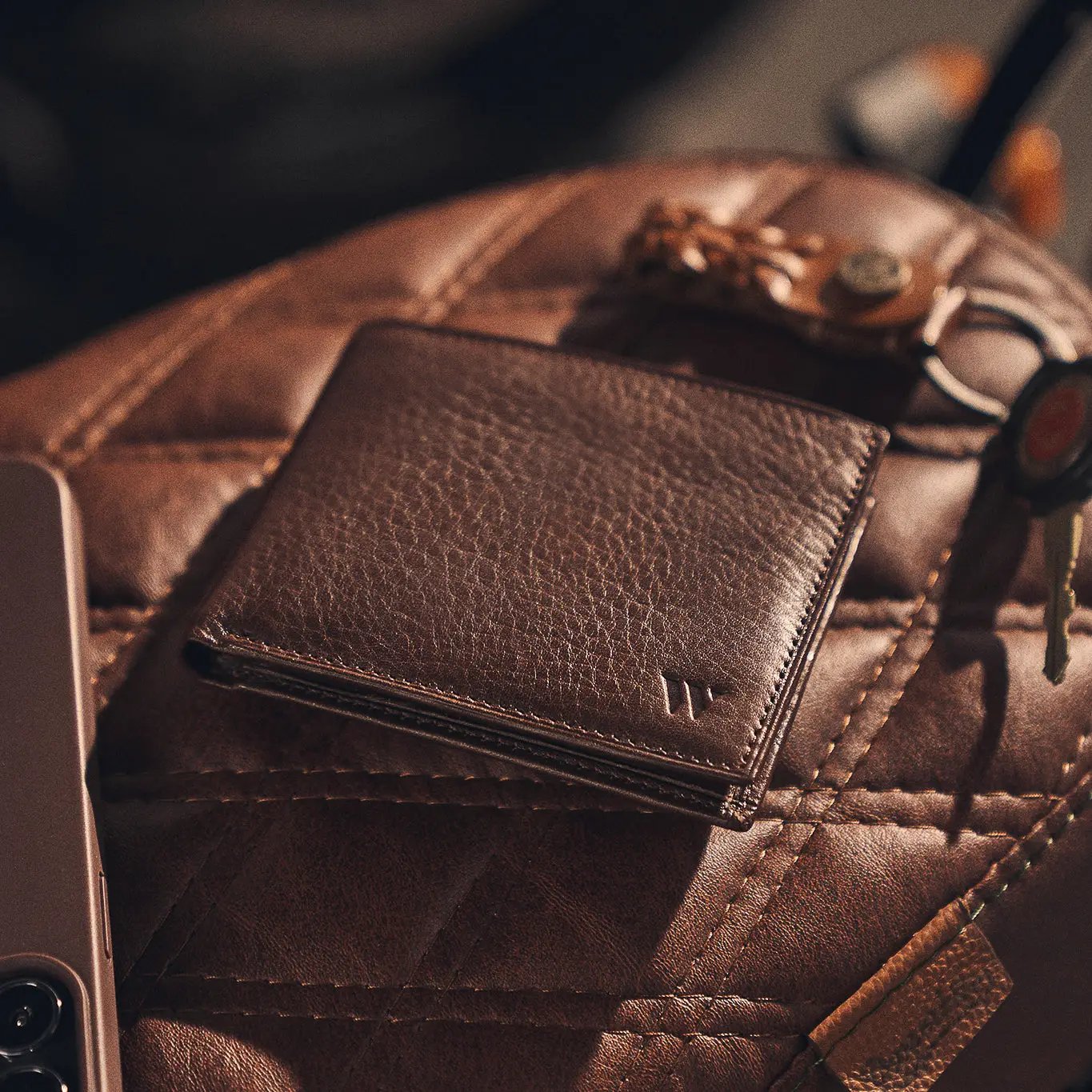 Walden® Billetera Euro Mark de Cuero Genuino · Moca #color_moca