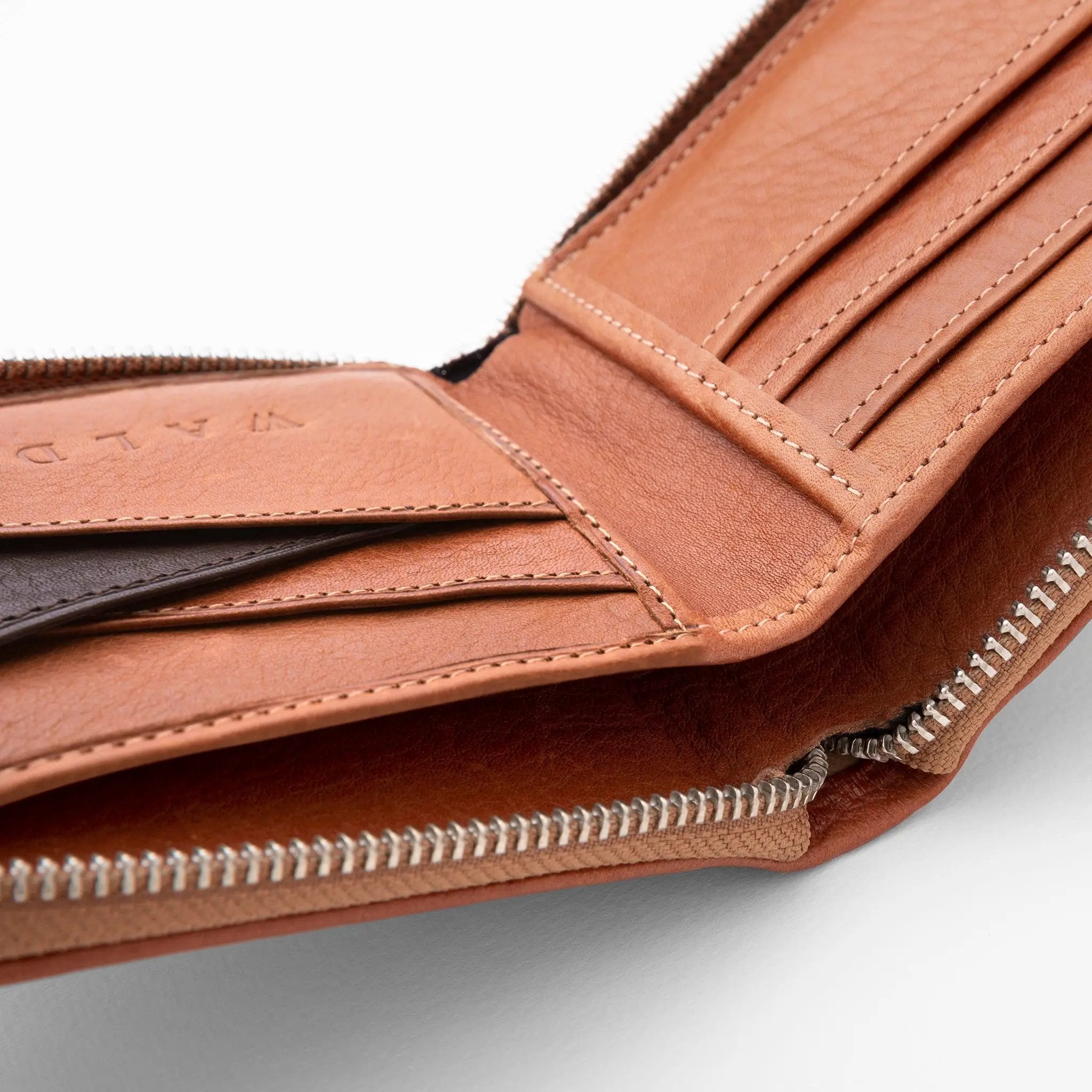 Walden® Billetera Pocket de Cuero Genuino · Terra #color_terra