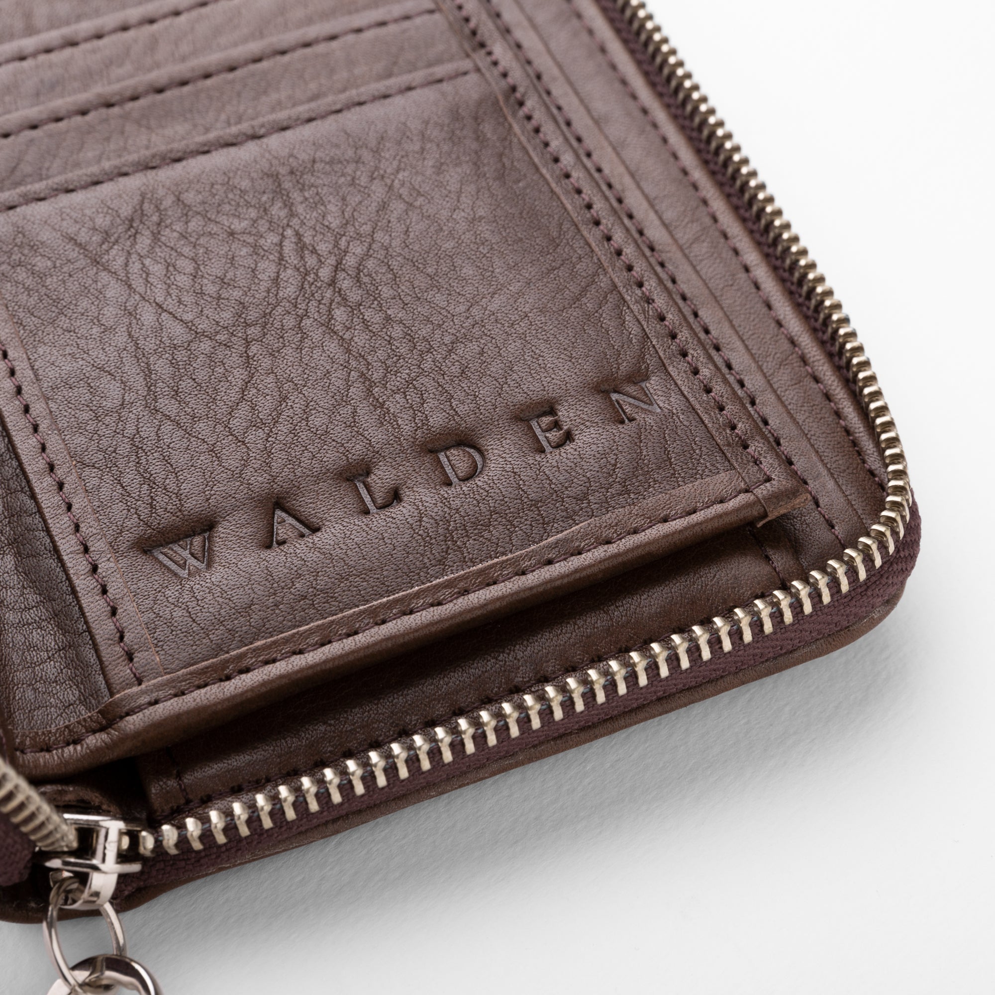 Walden® Billetera Large de Cuero Genuino · Moca #color_moca