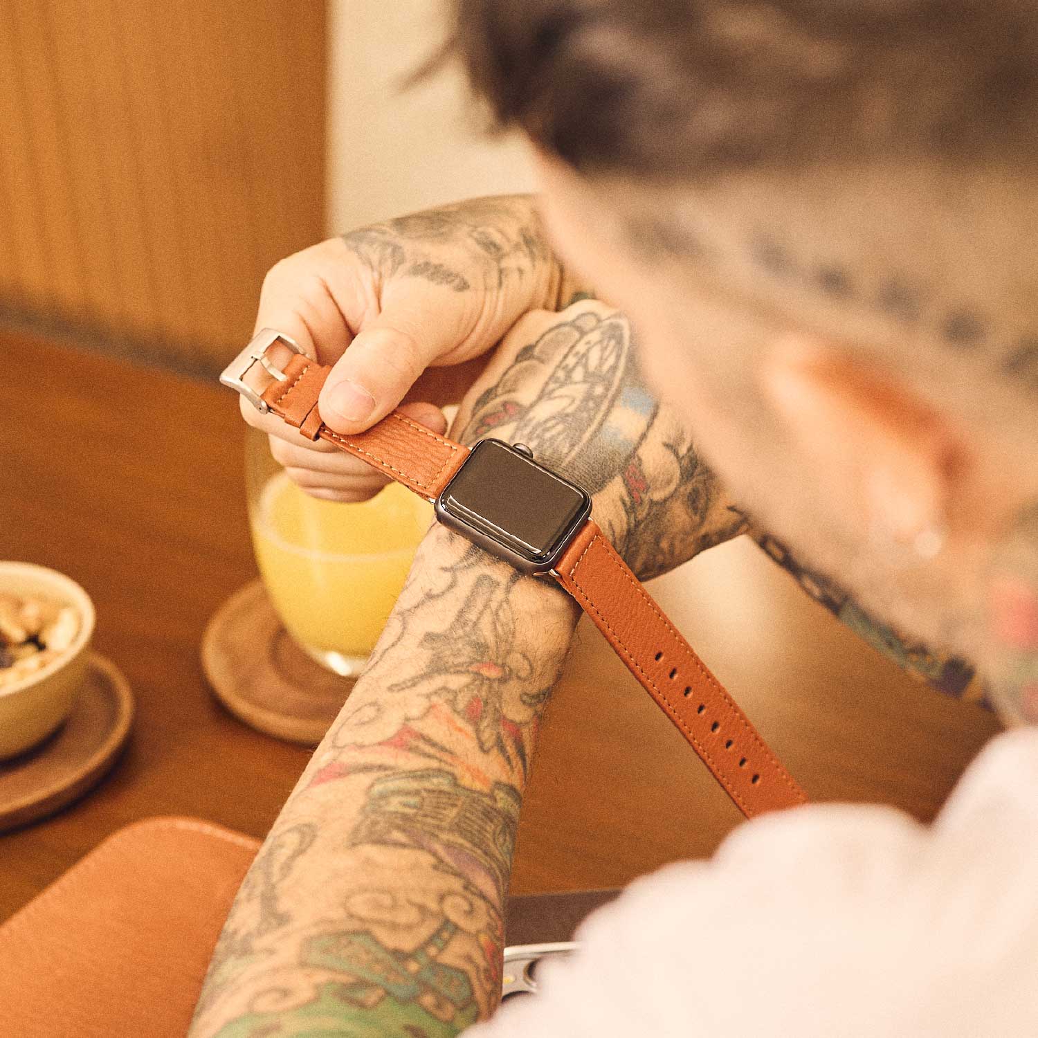 Walden® Funda iPhone + Correa Apple Watch de Cuero Genuino · Terra #color_terra