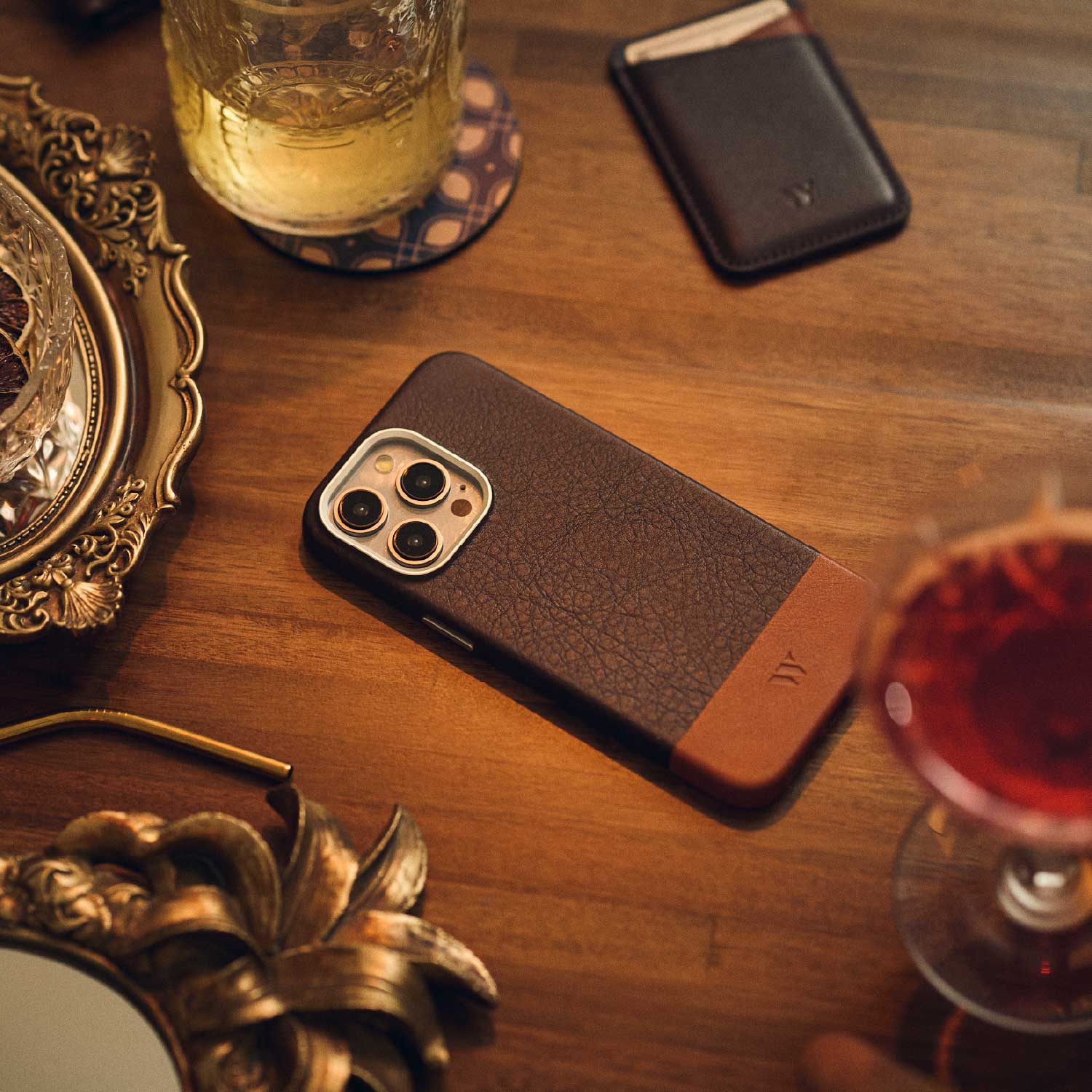 Walden® Funda de Cuero Combinado para iPhone · Mekas #color_mekas