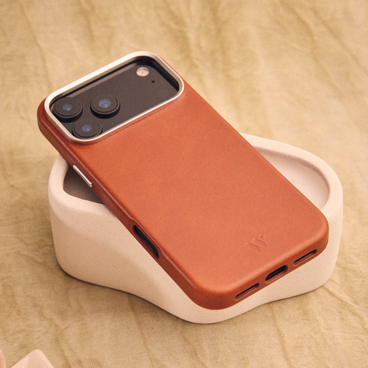 Walden® Funda de Cuero Genuino para iPhone · Terra #color_terra