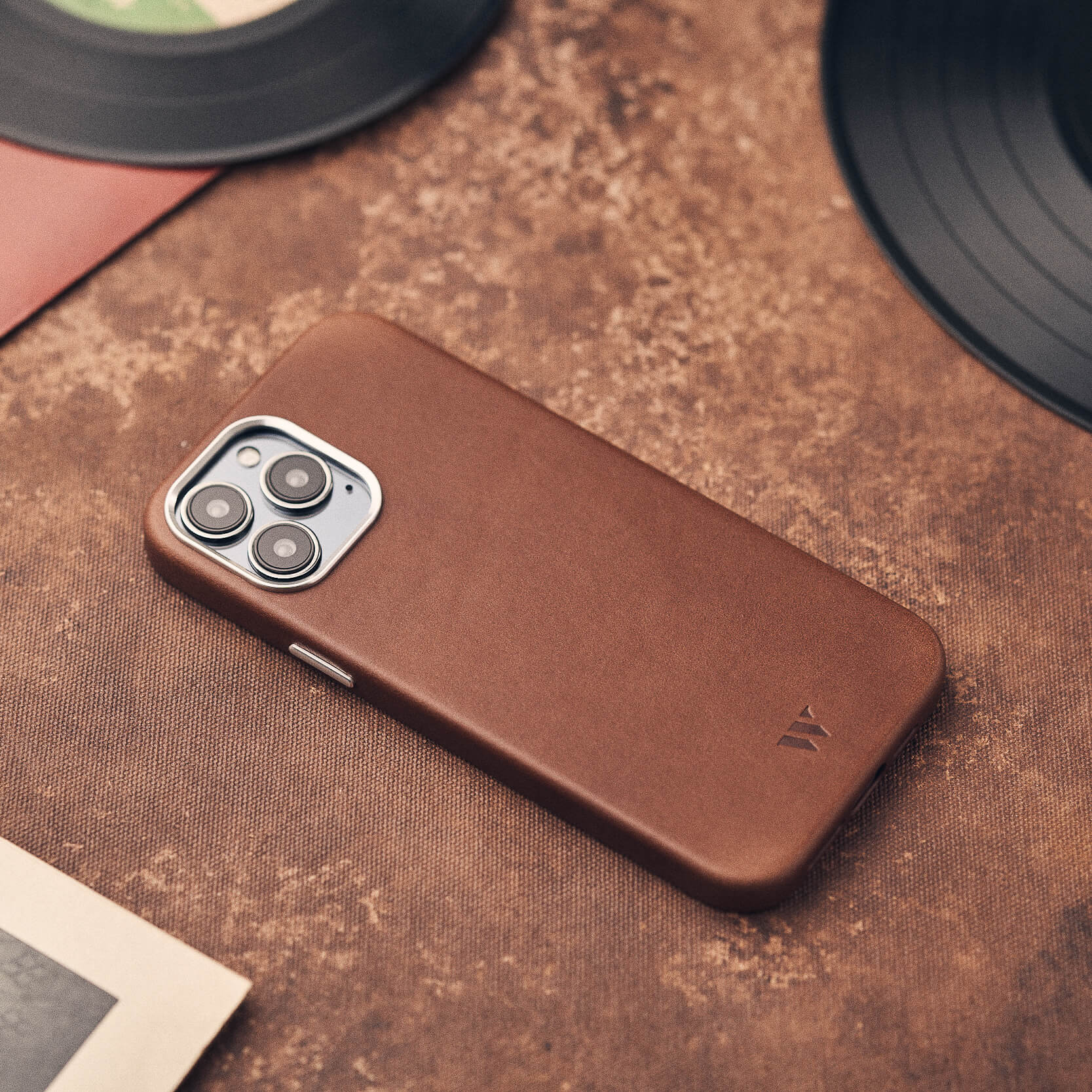 Walden® Funda de Cuero Genuino para iPhone · Moca #color_moca
