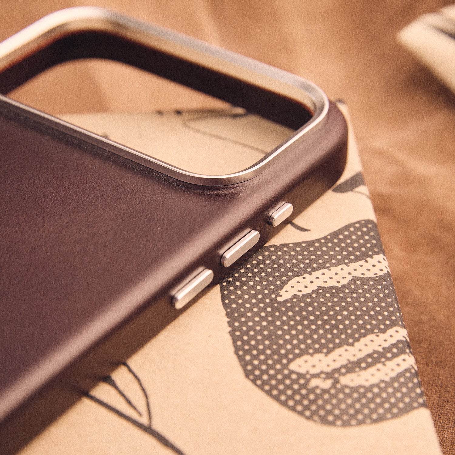 Walden® Funda de Cuero Genuino para iPhone · Terra #color_moca