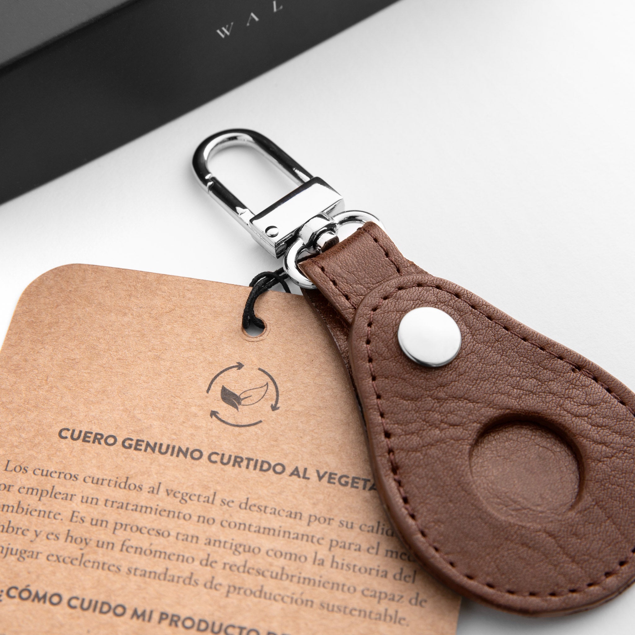 Walden® Llavero Airtag de Cuero Genuino · Moca #color_moca