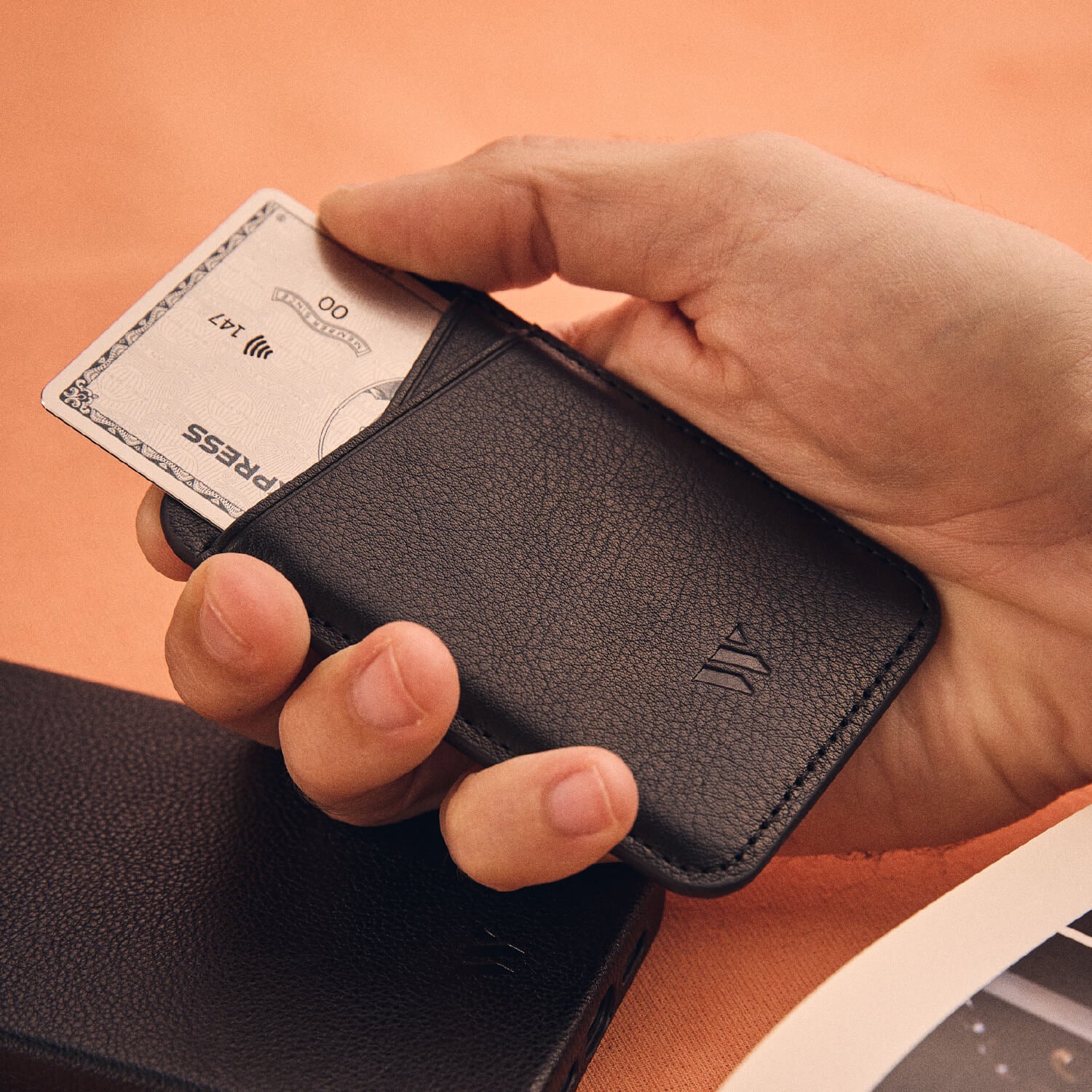 Walden® Billetera MagSafe de Cuero Genuino · Bosco #color_bosco