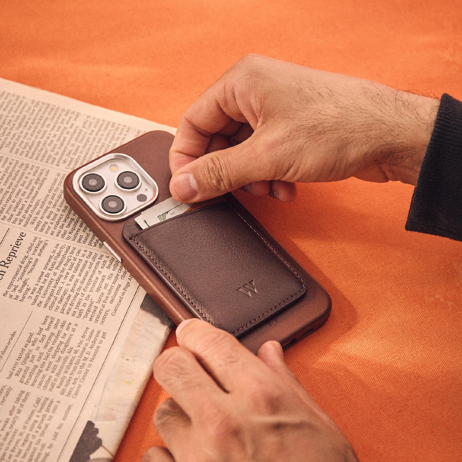 Walden® Billetera MagSafe de Cuero Genuino · Moca #color_moca