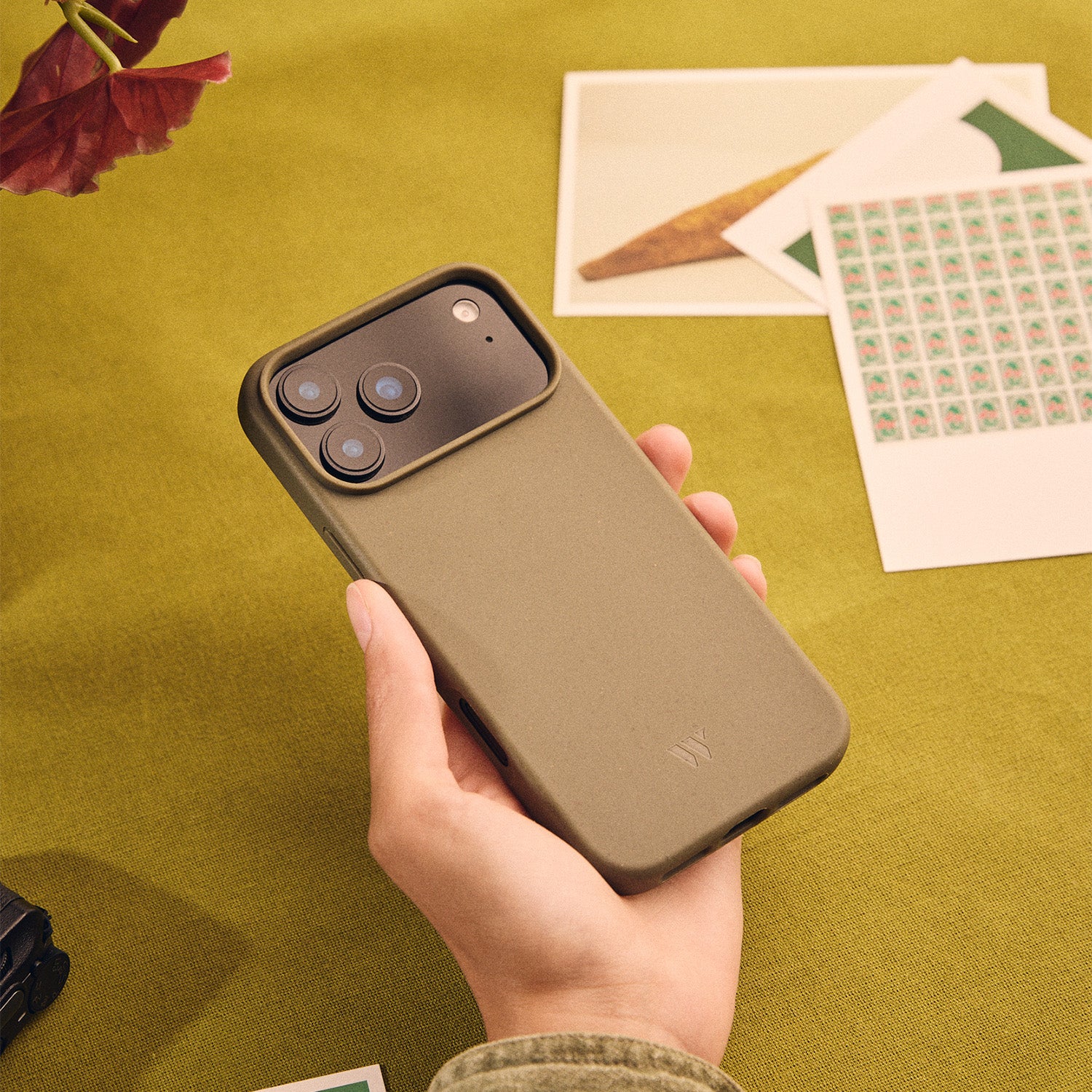 Walden® Funda Biodegradable para iPhone · Olive #color_olive